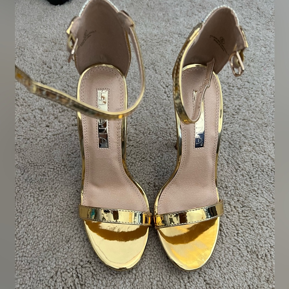 Gold heels with sequins